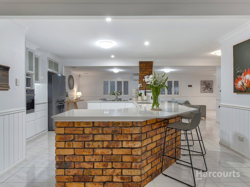 Photo - 4 Somerton Street, Bracken Ridge QLD 4017 - Image 6