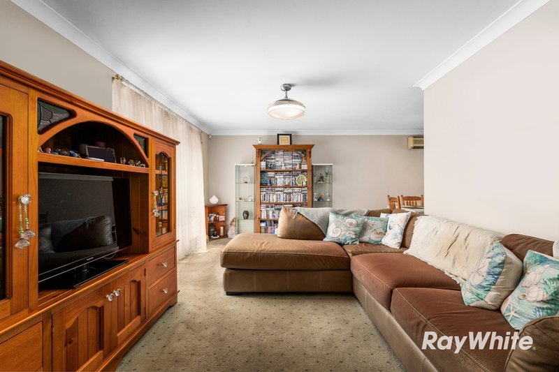 Photo - 4 Sonia Place, Hassall Grove NSW 2761 - Image 3