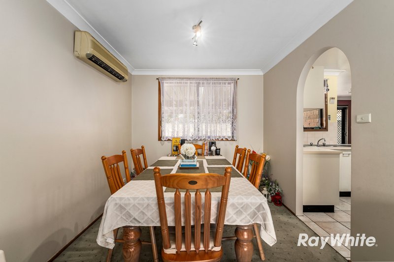 Photo - 4 Sonia Place, Hassall Grove NSW 2761 - Image 4