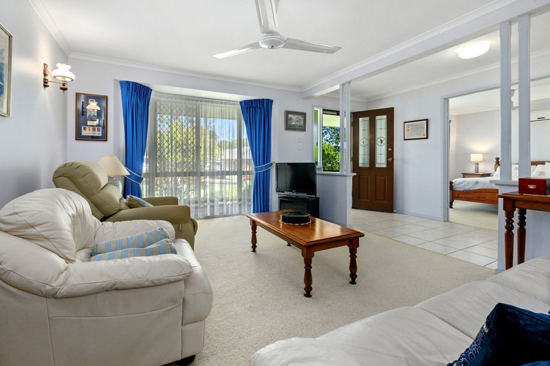 Photo - 4 Sophia Place, Alexandra Hills QLD 4161 - Image 4