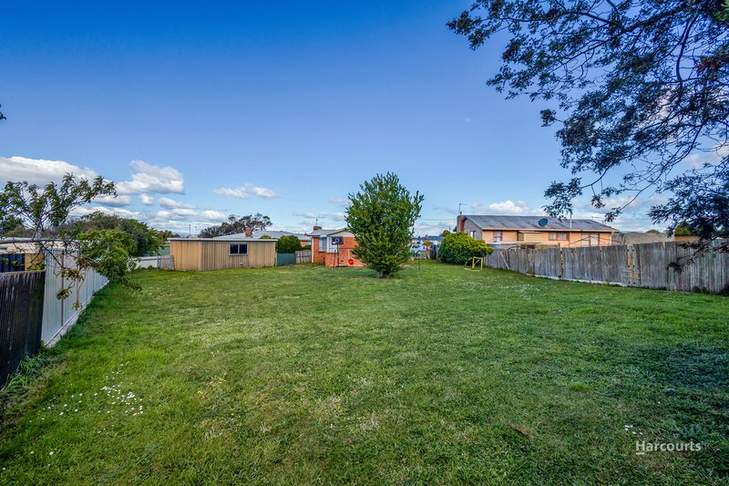 Photo - 4 Soutar Street, Devonport TAS 7310 - Image 8