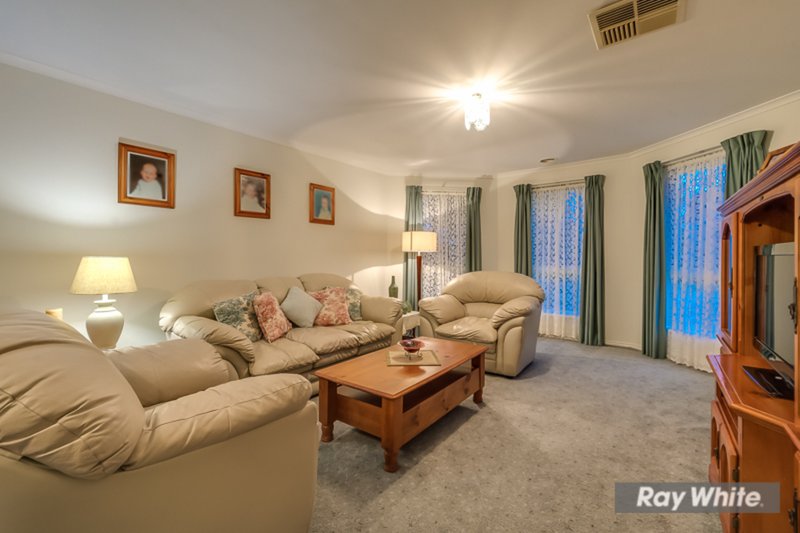 Photo - 4 Southerly Place, Tarneit VIC 3029 - Image 6