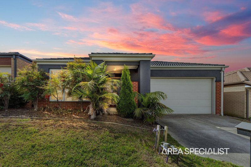 Photo - 4 Spaniel Lane, Pakenham VIC 3810 - Image 2