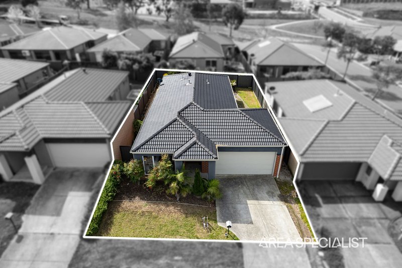 Photo - 4 Spaniel Lane, Pakenham VIC 3810 - Image 9