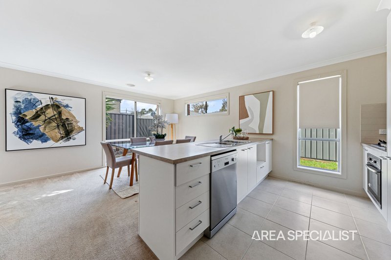 Photo - 4 Spaniel Lane, Pakenham VIC 3810 - Image 17