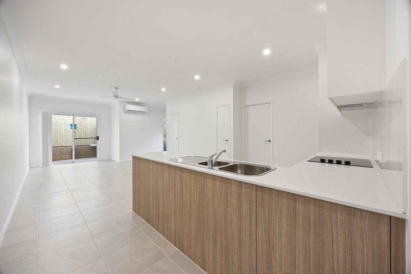 Photo - 4 Spindrift Road, Clinton QLD 4680 - Image 3