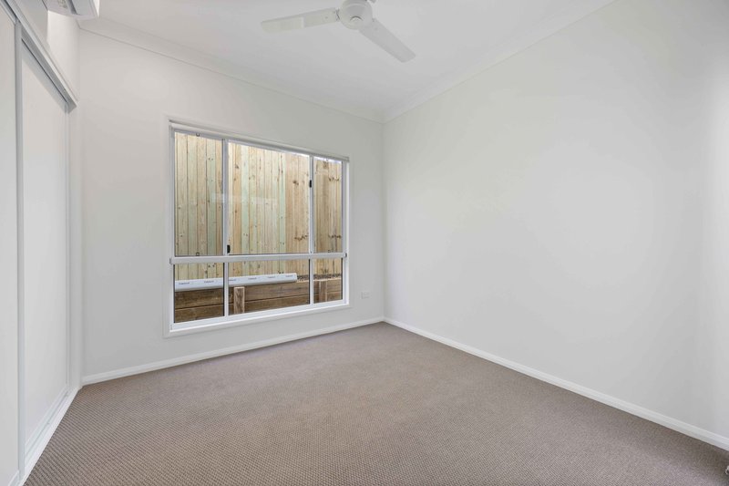 Photo - 4 Spindrift Road, Clinton QLD 4680 - Image 8