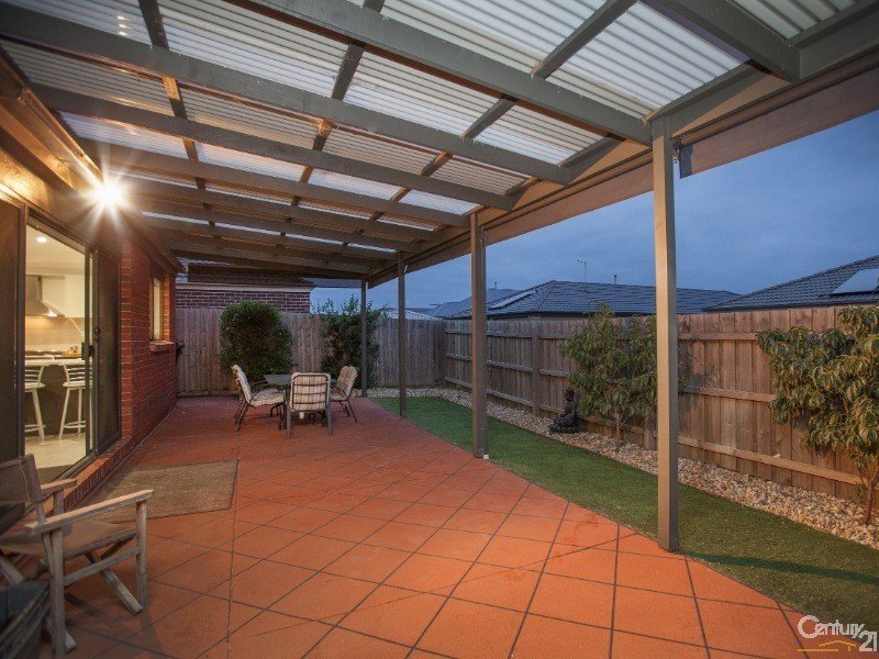 Photo - 4 Spinebill Court, Pakenham VIC 3810 - Image 15