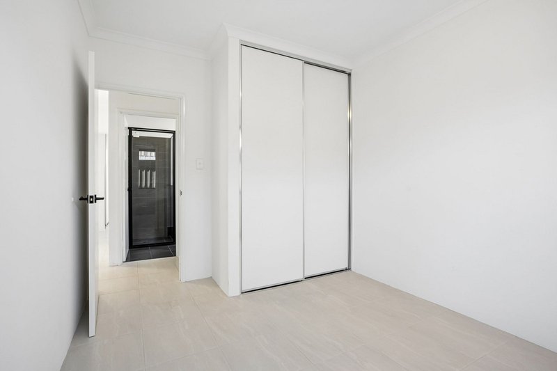 Photo - 4 Spinnaker Boulevard, Yanchep WA 6035 - Image 16
