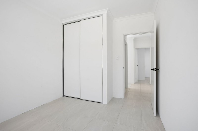 Photo - 4 Spinnaker Boulevard, Yanchep WA 6035 - Image 18