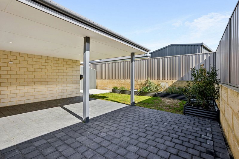 Photo - 4 Spinnaker Boulevard, Yanchep WA 6035 - Image 25