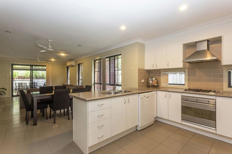 Photo - 4 Spirula Street, Coomera QLD 4209 - Image 6