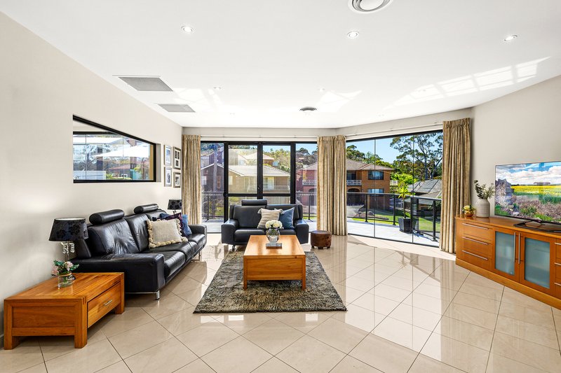 Photo - 4 Spring Street, Mount Keira NSW 2500 - Image 3