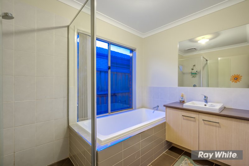 Photo - 4 Springleaf Road, Tarneit VIC 3029 - Image 9