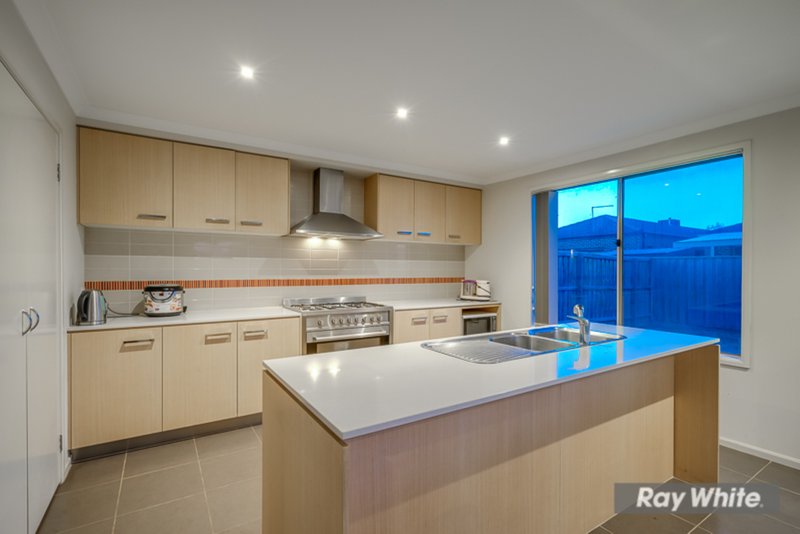 Photo - 4 Springleaf Road, Tarneit VIC 3029 - Image 10