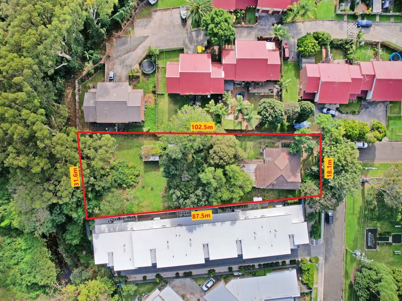 4 Sproule Crescent, Balgownie NSW 2519