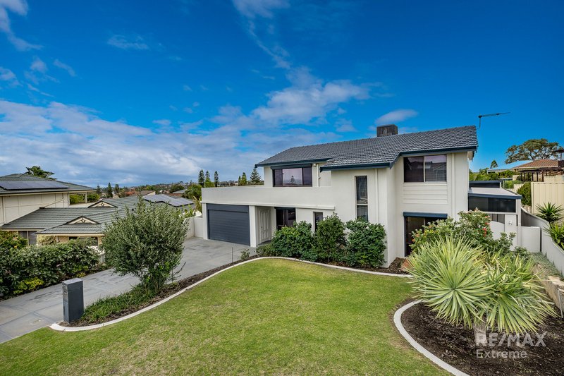 4 Spur Court, Ocean Reef WA 6027