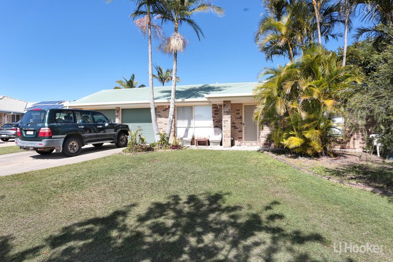 Photo - 4 Squire Place, Sandstone Point QLD 4511 - Image 2