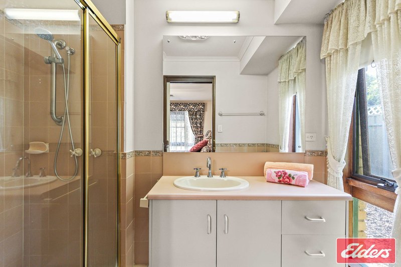 Photo - 4 St Albans Drive, Salisbury Heights SA 5109 - Image 5