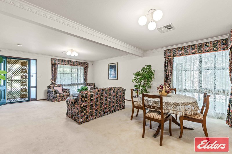 Photo - 4 St Albans Drive, Salisbury Heights SA 5109 - Image 8