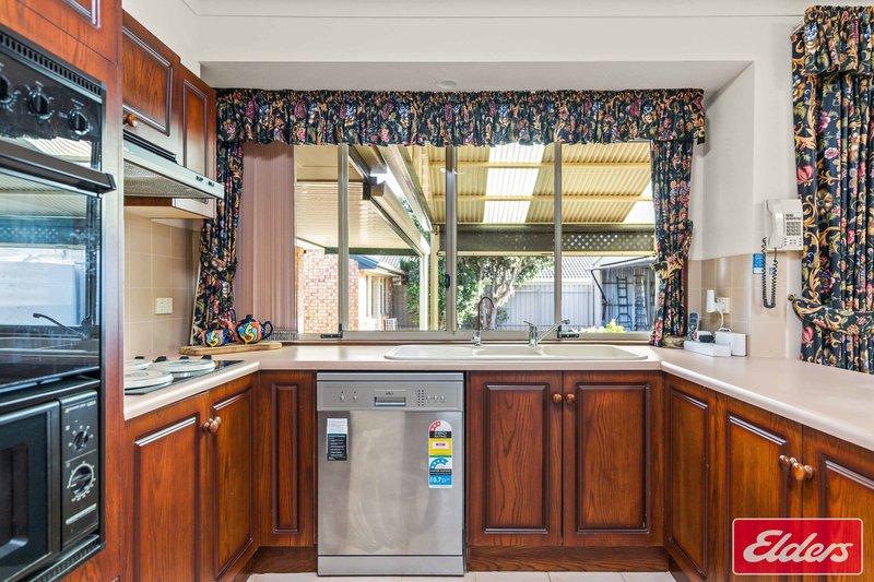 Photo - 4 St Albans Drive, Salisbury Heights SA 5109 - Image 10