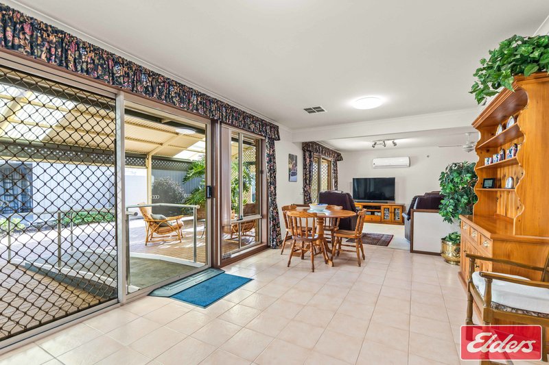 Photo - 4 St Albans Drive, Salisbury Heights SA 5109 - Image 12
