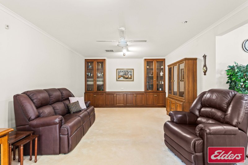 Photo - 4 St Albans Drive, Salisbury Heights SA 5109 - Image 14
