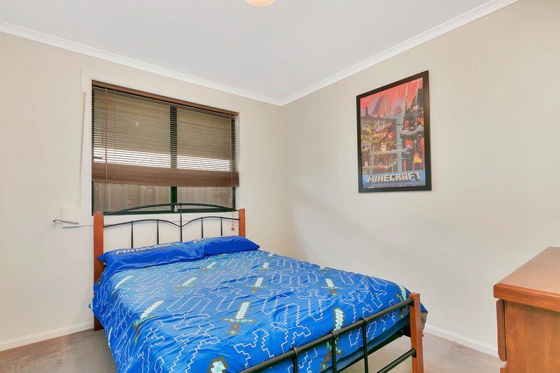 Photo - 4 St Albans Place, Craigmore SA 5114 - Image 10