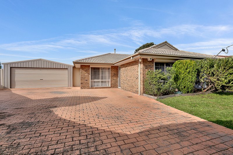 4 St Austell Court, Craigieburn VIC 3064