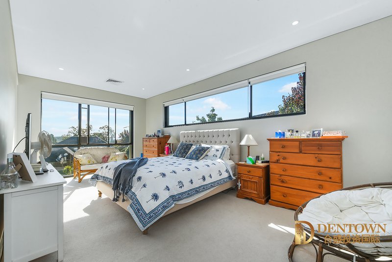 Photo - 4 St Columbans Green, North Turramurra NSW 2074 - Image 11