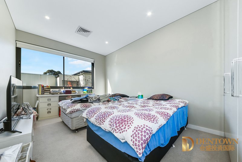 Photo - 4 St Columbans Green, North Turramurra NSW 2074 - Image 16