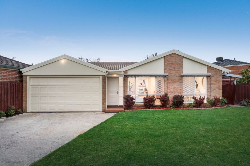 Photo - 4 St Helena Place, Rowville VIC 3178 - Image 1