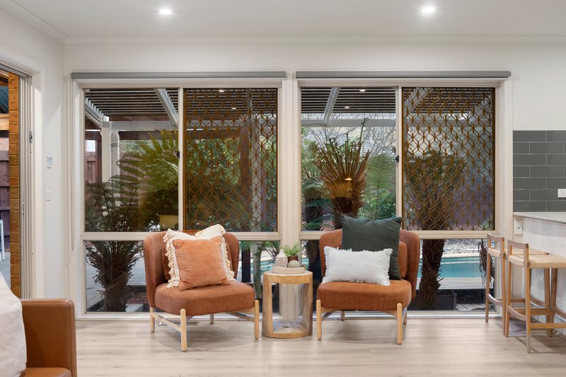 Photo - 4 St Helena Place, Rowville VIC 3178 - Image 7
