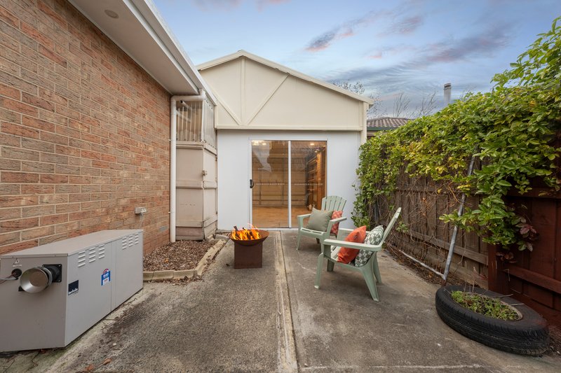 Photo - 4 St Helena Place, Rowville VIC 3178 - Image 25