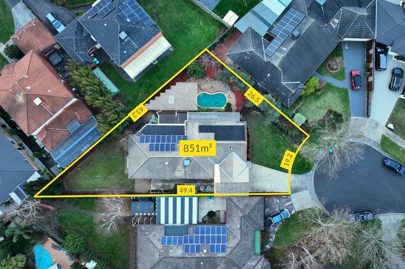 Photo - 4 St Helena Place, Rowville VIC 3178 - Image 27