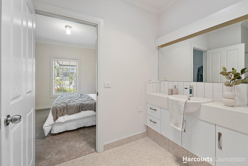 Photo - 4 St John Court, Launceston TAS 7250 - Image 7