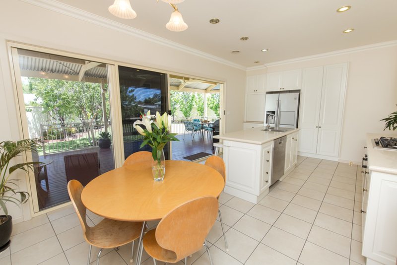 Photo - 4 St Neots Court, Mildura VIC 3500 - Image 2