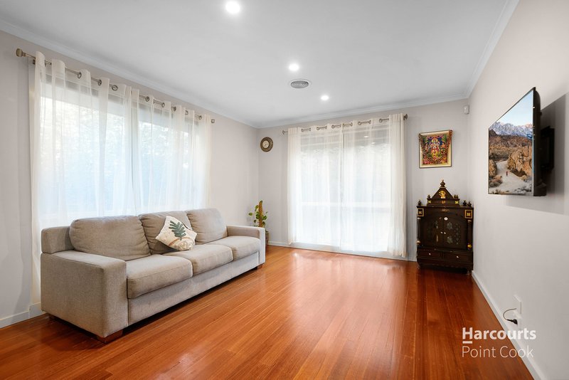 Photo - 4 Stafford Street, Hoppers Crossing VIC 3029 - Image 16