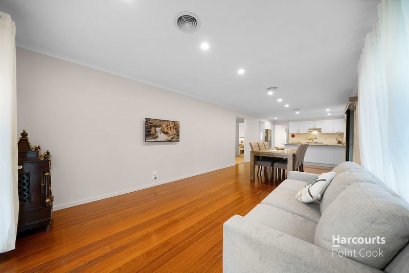 Photo - 4 Stafford Street, Hoppers Crossing VIC 3029 - Image 17