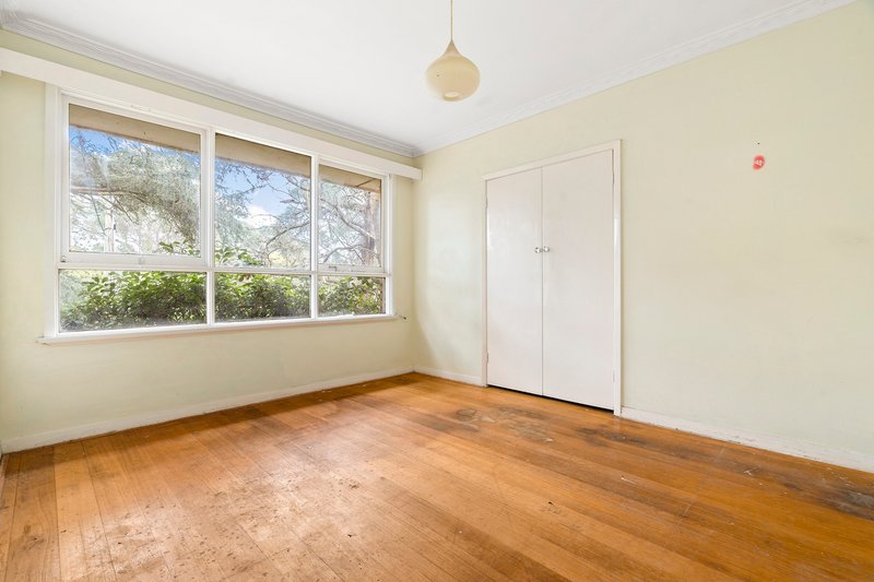 Photo - 4 Stamford Road, Oakleigh VIC 3166 - Image 4