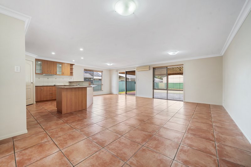 Photo - 4 Stanley Street, Pittsworth QLD 4356 - Image 6