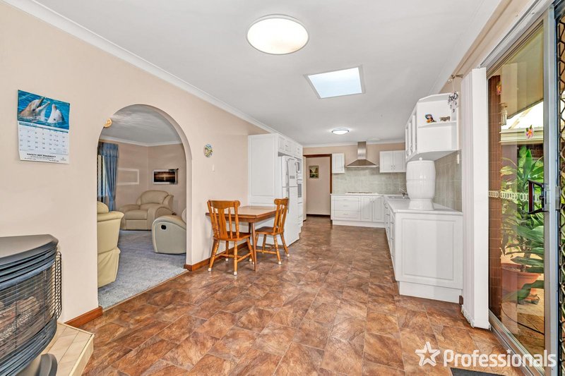 Photo - 4 Stanton Street, Safety Bay WA 6169 - Image 7