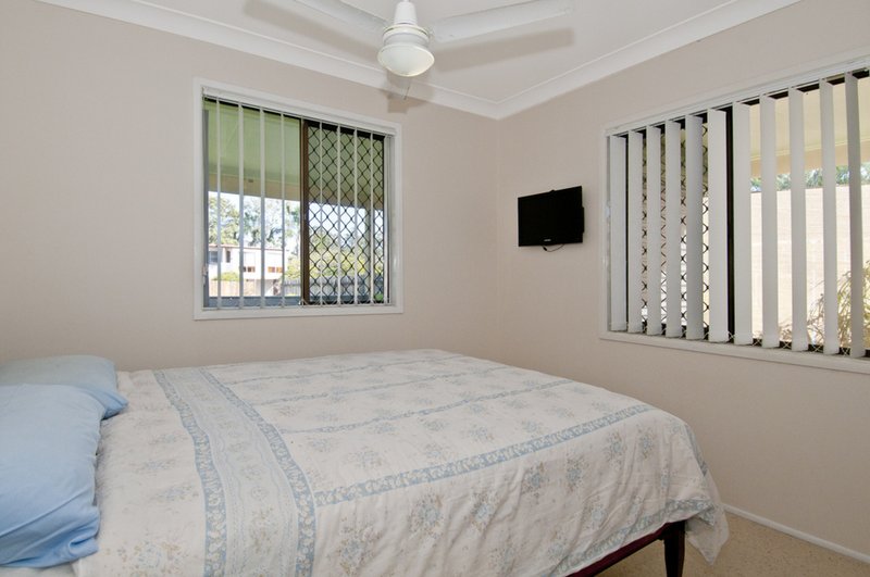 Photo - 4 Stapelton Tce , Bethania QLD 4205 - Image 6