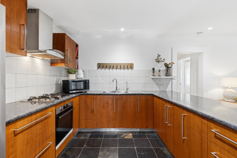 Photo - 4 Station Road, Woodside SA 5244 - Image 11