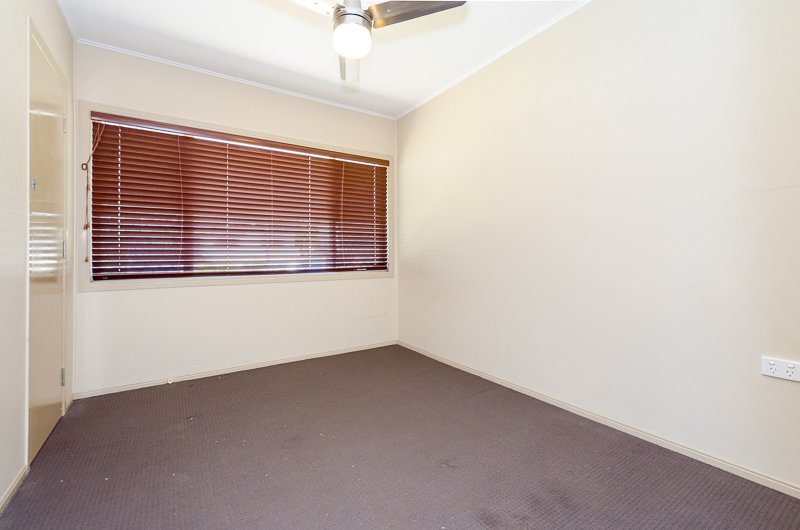 Photo - 4 Steed Street, West Gladstone QLD 4680 - Image 6