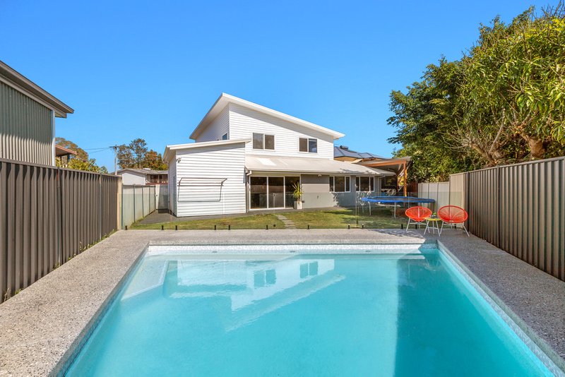 Photo - 4 Stephen Place, Tweed Heads South NSW 2486 - Image 5