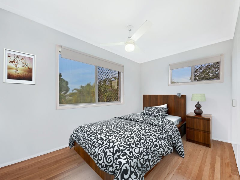 Photo - 4 Stephen Street, Albany Creek QLD 4035 - Image 11