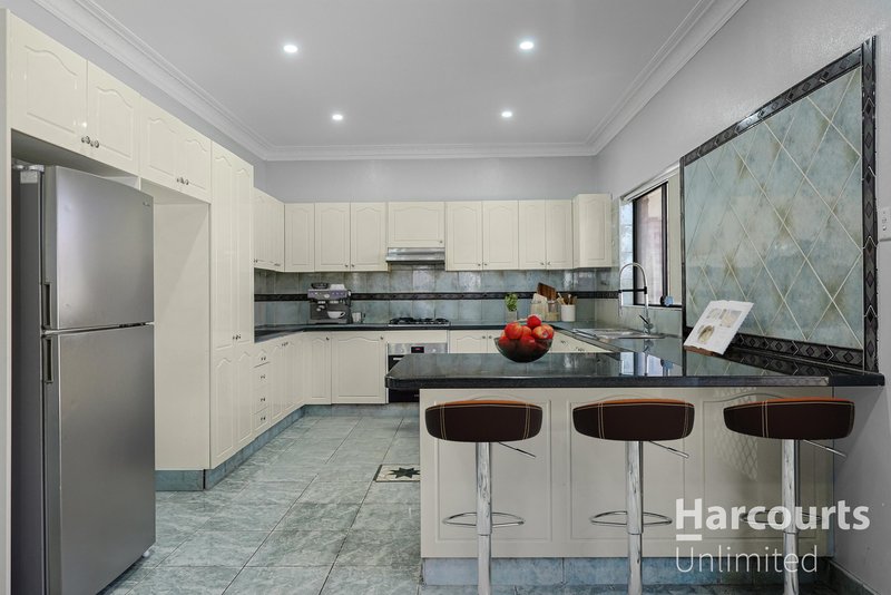 Photo - 4 Sterlini Close, Blacktown NSW 2148 - Image 6