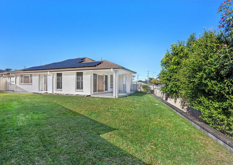 Photo - 4 Stirling Place, Taree NSW 2430 - Image 7