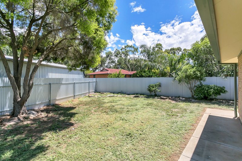 Photo - 4 Stone Court, Parafield Gardens SA 5107 - Image 7